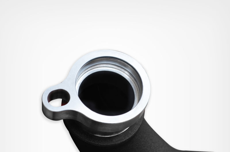 Injen 15-16 BMW M3(F80)/M4 (F82/83) 3.0L L6 Twin Turbo 2PC Aluminum Int. Charge Pipe - Wrinkle Black - Graveyard Performance