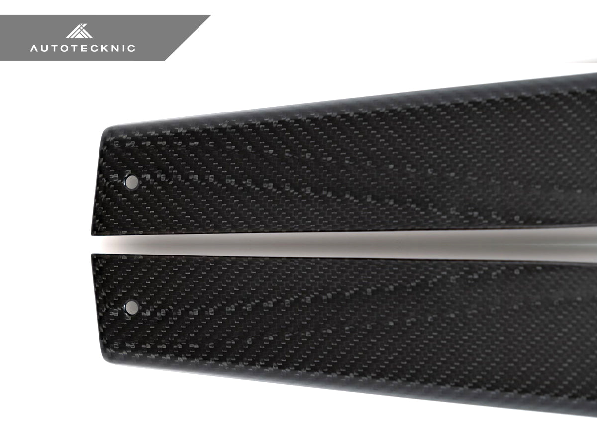 AutoTecknic Dry Carbon Fiber Side Sill Set - G01 X3 | G02 X4 - Graveyard Performance