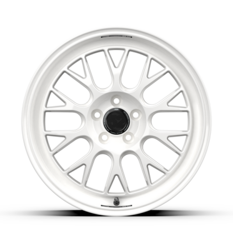 fifteen52 Holeshot RSR 18x9 5x100 42mm ET 73.1mm Center Bore Rally White (Gloss White) Wheel - Graveyard Performance