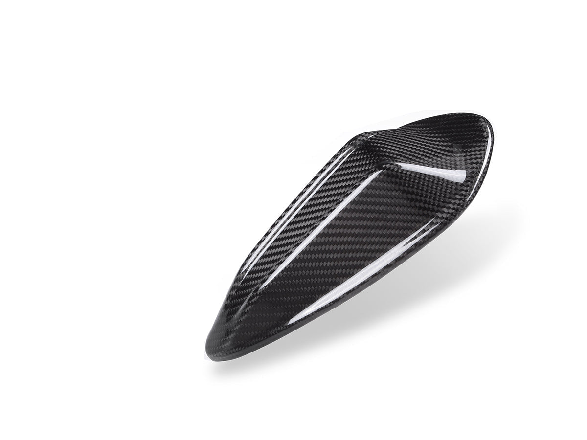 AutoTecknic Dry Carbon Roof Antenna Cover - G21 3-Series Touring LCI