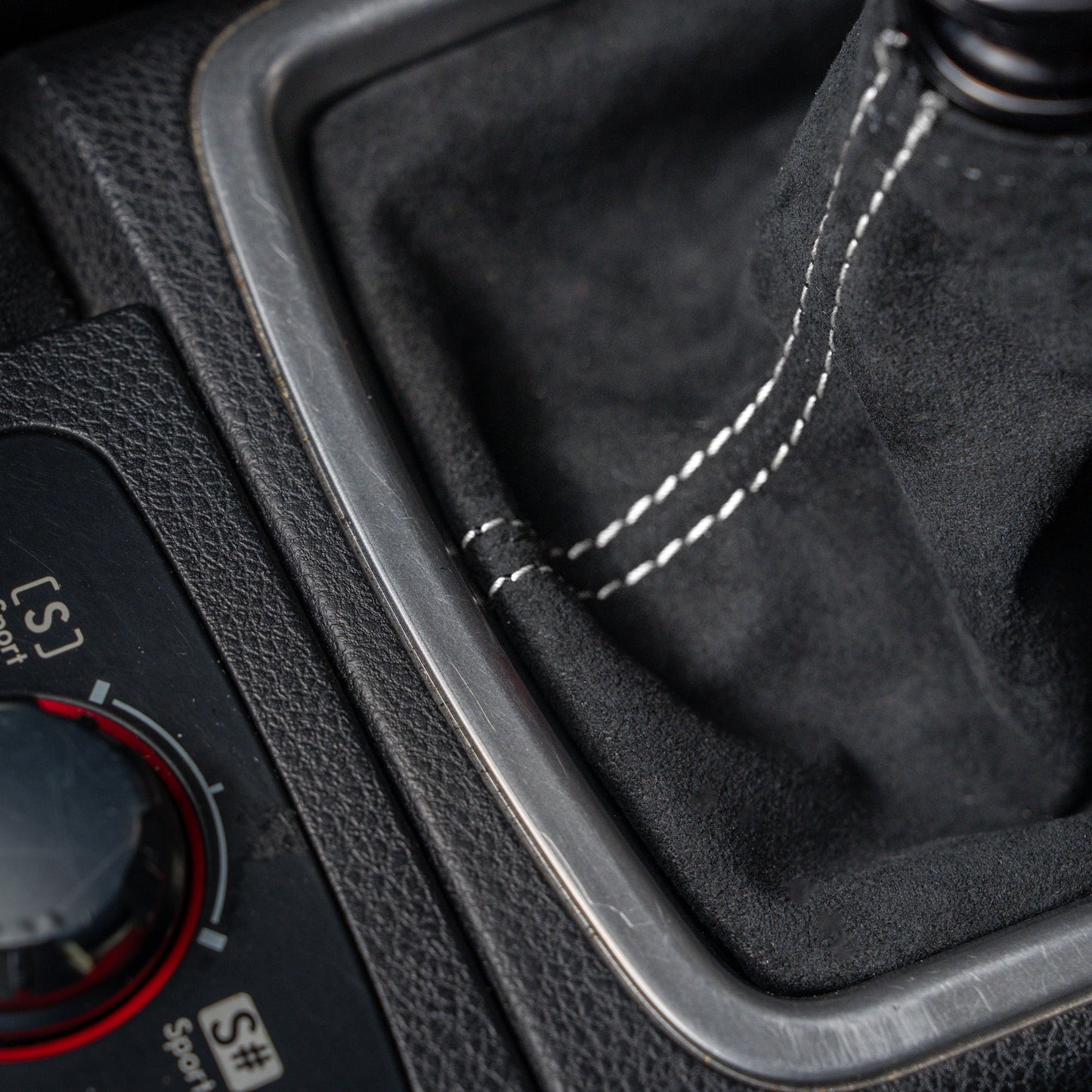 Billetworkz Premium Alcantara Shift Boot – Subaru STI 2008–2014 - Graveyard Performance