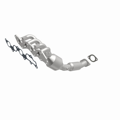 Magnaflow 05-06 Ford Focus 2.0L Direct Fit Converter - Graveyard Performance