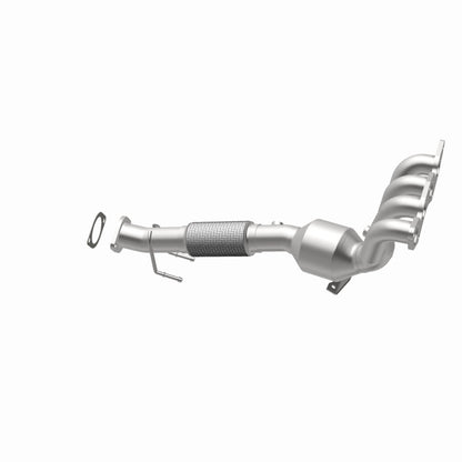 Magnaflow 12-15 Ford Focus 2.0L Direct Fit Converter - Graveyard Performance