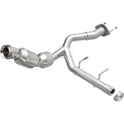 Magnaflow 21-23 Ford F-150 3.5L Right Underbody Direct Fit Converter - Graveyard Performance