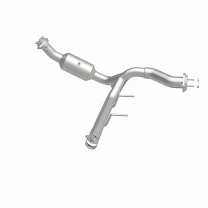 Magnaflow 2021 Ford F-150 Right Underbody 5L Direct Fit Converter - Graveyard Performance