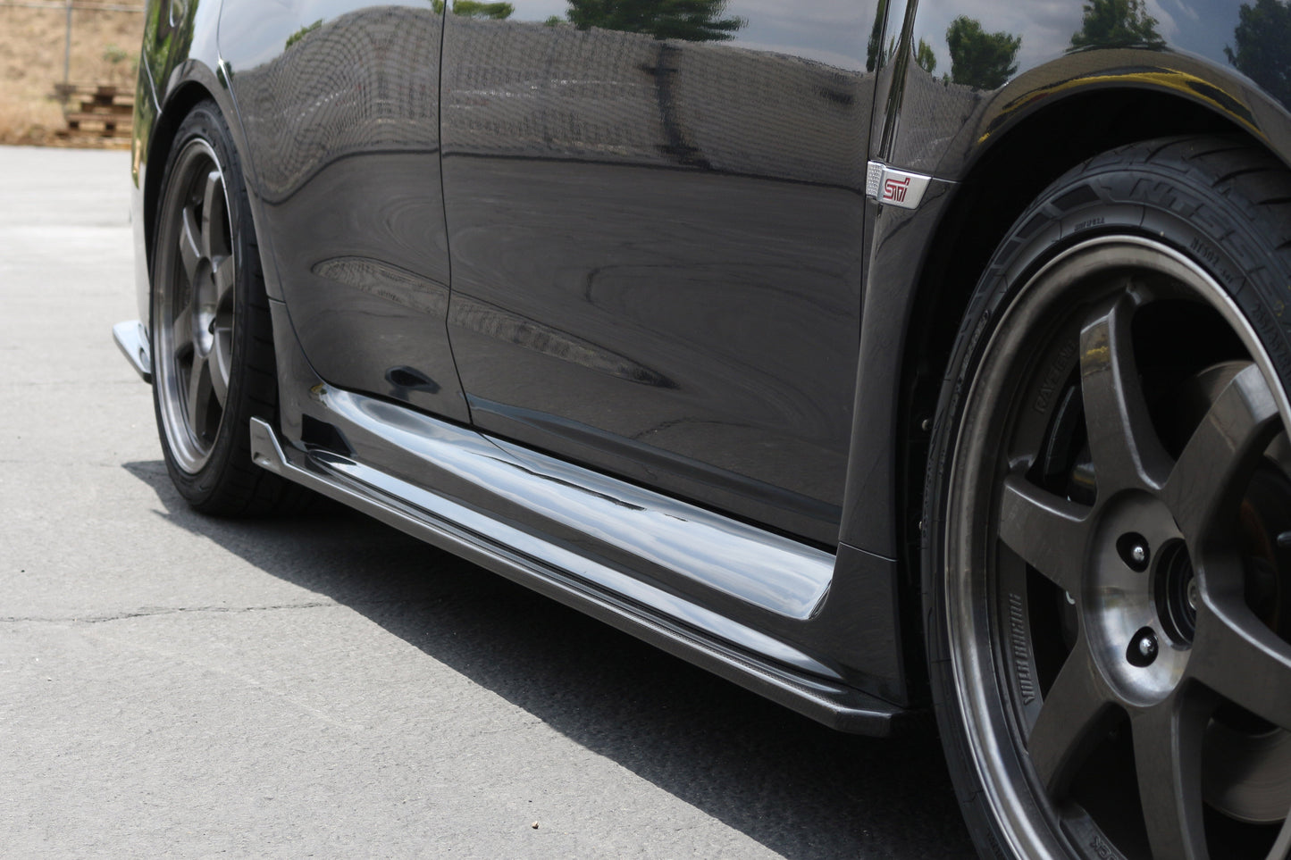 APR Performance Carbon Fiber Subaru WRX/ STI Side Rocker Extensions 2015-2021