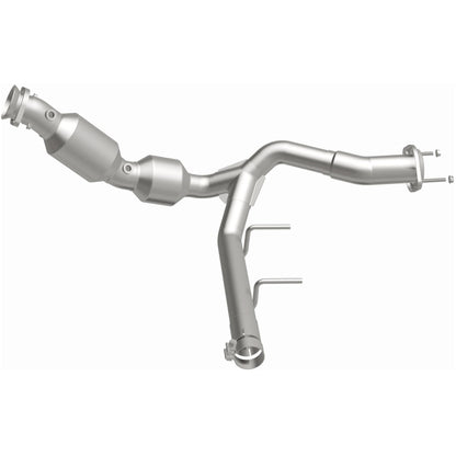 Magnaflow 21-23 Ford F-150 3.5L Right Underbody Direct Fit Converter - Graveyard Performance