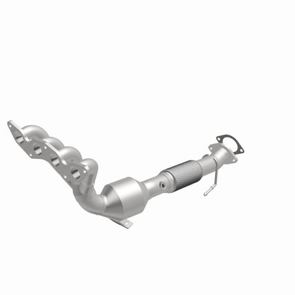 Magnaflow 12-15 Ford Focus 2.0L Direct Fit Converter - Graveyard Performance
