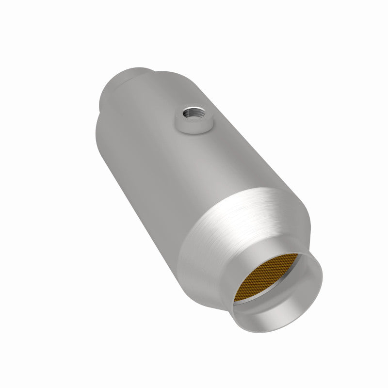 Magnaflow Conv Univ 2.50 1/O2 CA 5in Spun CA - Graveyard Performance