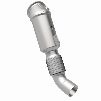 Magnaflow 19-22 BMW X5 Front Underbody 3L Direct Fit Converter - Graveyard Performance