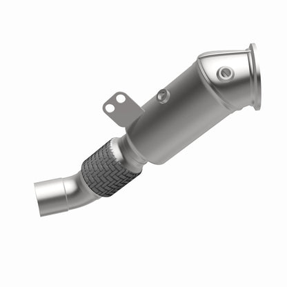 Magnaflow 19-22 BMW X5 Front Underbody 3L Direct Fit Converter - Graveyard Performance