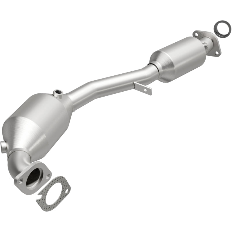 Magnaflow 2005 Saab 9-2X 2.5L Direct Fit Converter - Graveyard Performance