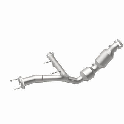 Magnaflow 21-23 Ford F-150 3.5L Right Underbody Direct Fit Converter - Graveyard Performance