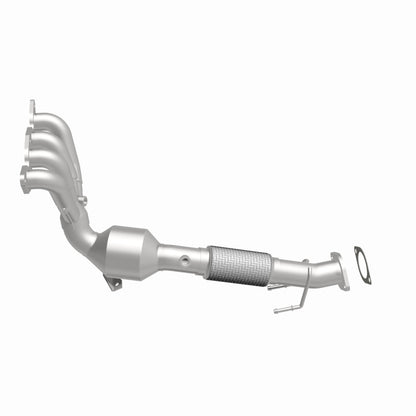 Magnaflow 12-15 Ford Focus 2.0L Direct Fit Converter - Graveyard Performance