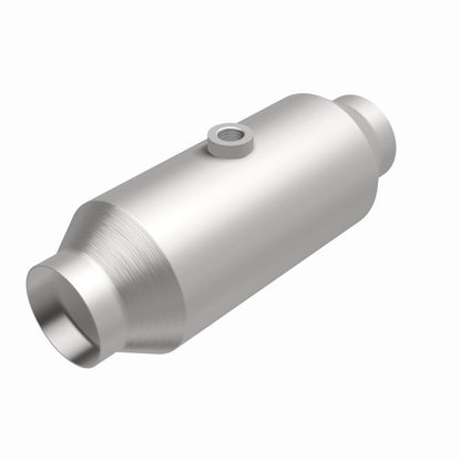 Magnaflow Conv Univ 2.50 1/O2 CA 5in Spun CA - Graveyard Performance