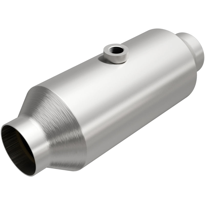 Magnaflow Conv Univ 2.50 1/O2 CA 5in Spun CA - Graveyard Performance