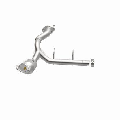 Magnaflow 2021 Ford F-150 Right Underbody 5L Direct Fit Converter - Graveyard Performance