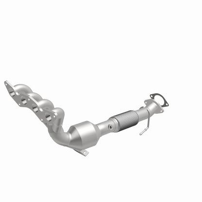 Magnaflow 12-15 Ford Focus 2.0L Direct Fit Converter - Graveyard Performance