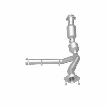 Magnaflow 21-23 Ford F-150 3.5L Right Underbody Direct Fit Converter - Graveyard Performance