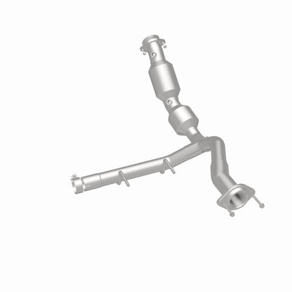 Magnaflow 21-23 Ford F-150 3.5L Right Underbody Direct Fit Converter - Graveyard Performance