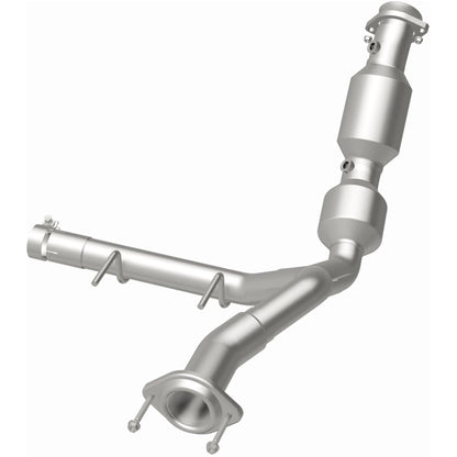 Magnaflow 21-23 Ford F-150 3.5L Right Underbody Direct Fit Converter - Graveyard Performance