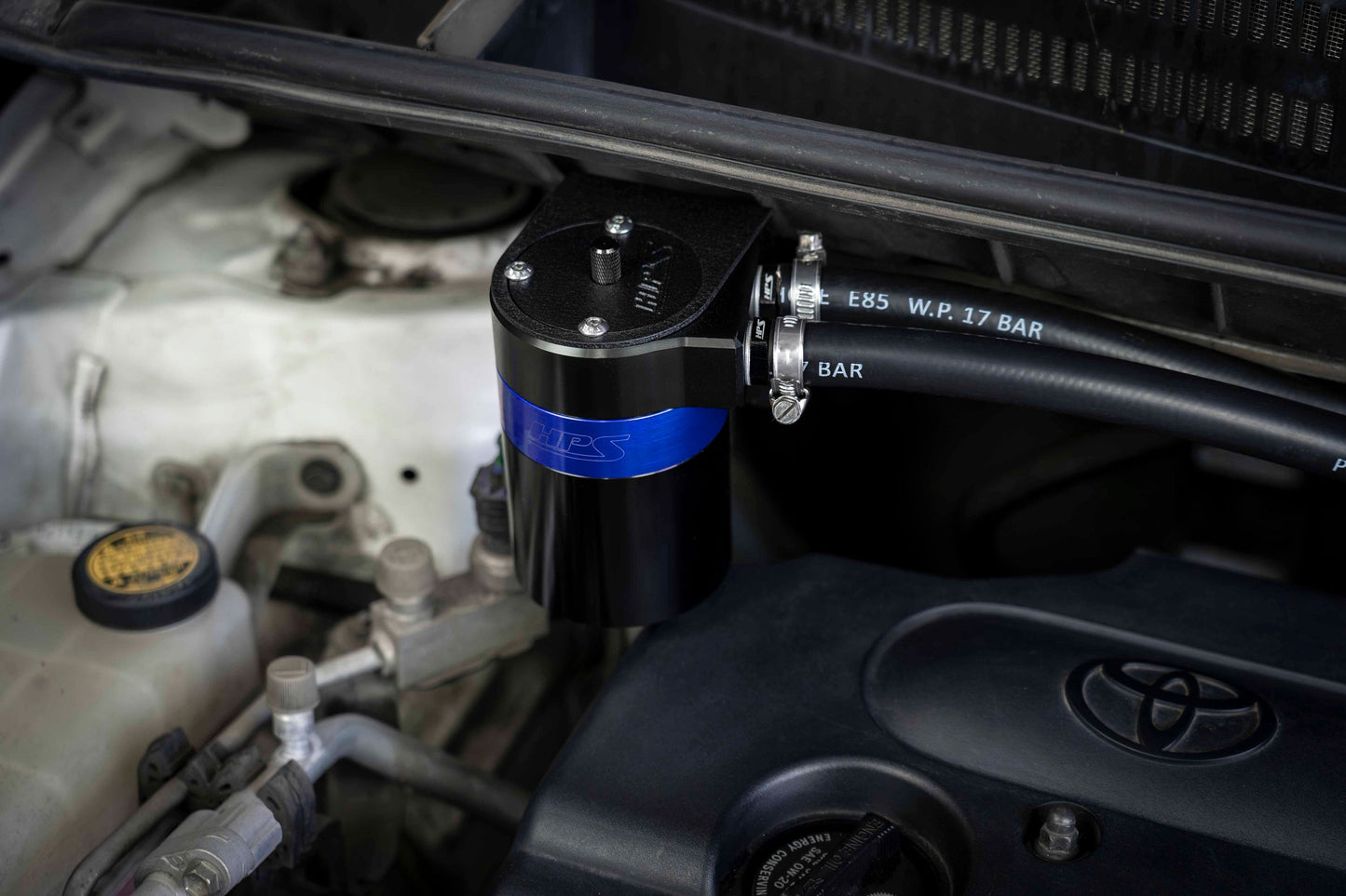 HPS Performance Aluminum Oil Catch Can Kit with 5/8" Barb Adapters and Rubber Hoses, Blue, 861-503BL