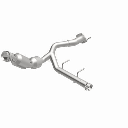 Magnaflow 21-23 Ford F-150 3.5L Right Underbody Direct Fit Converter - Graveyard Performance