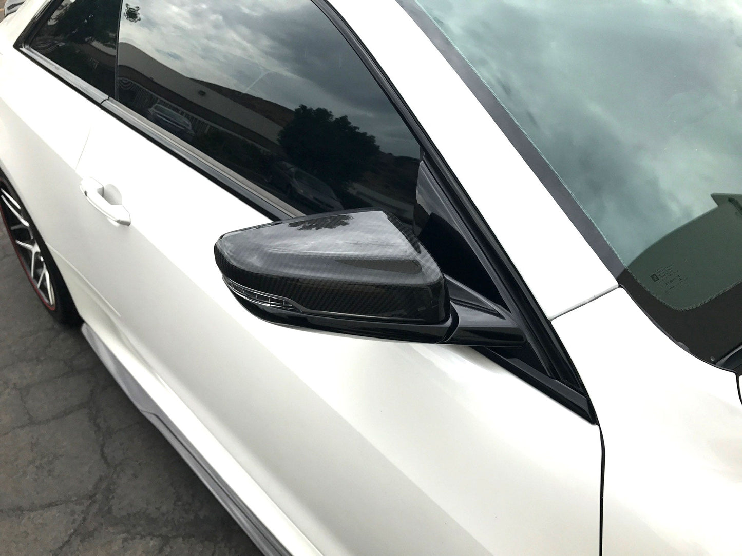 APR Performance Cadillac ATS-V Coupe / CTS-V Sedan Carbon Fiber Replacement Mirrors 2016-2019