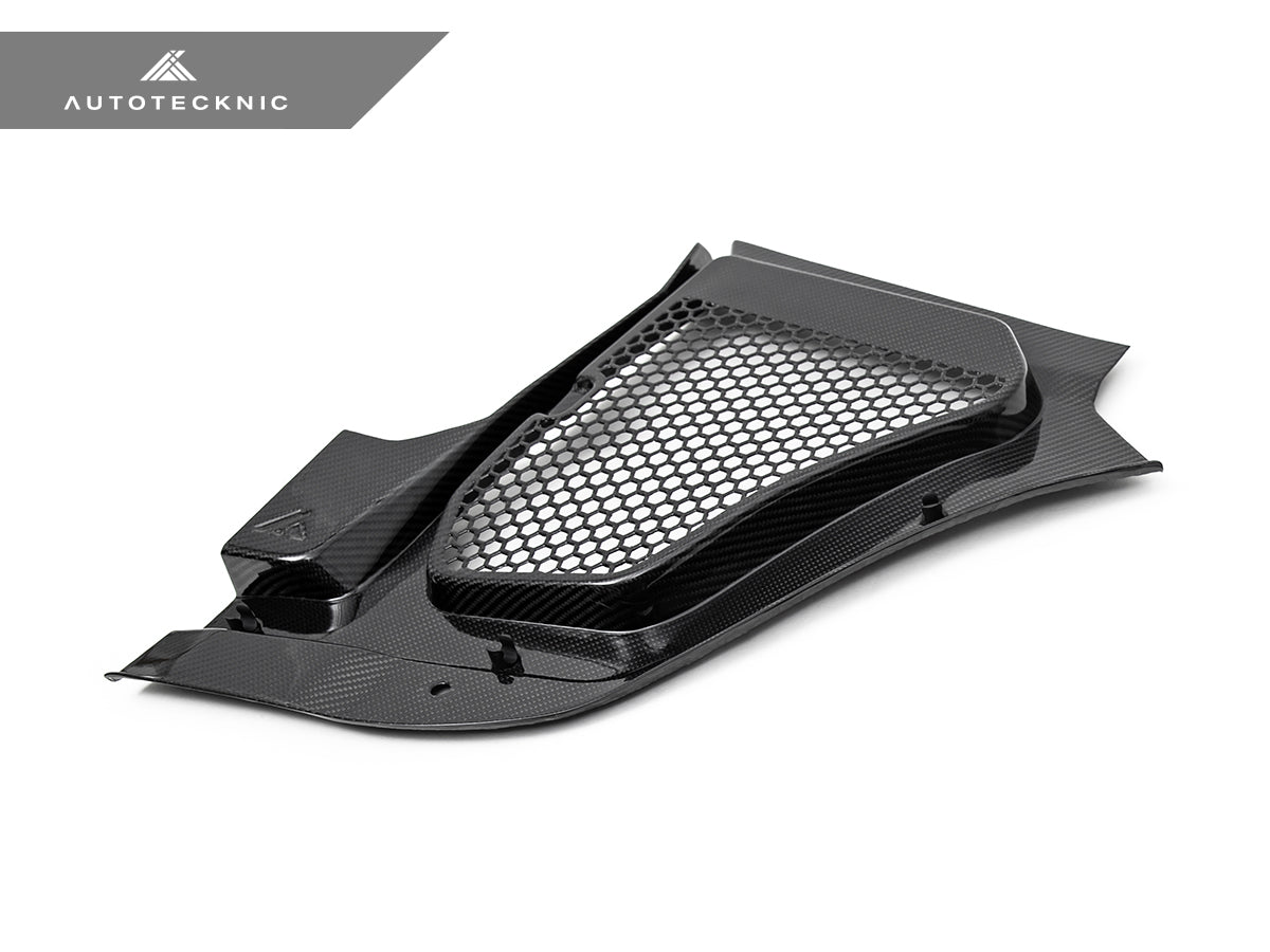 AutoTecknic Dry Carbon Engine Cowl Panel Trim Set - G90/ G99 M5 - Graveyard Performance