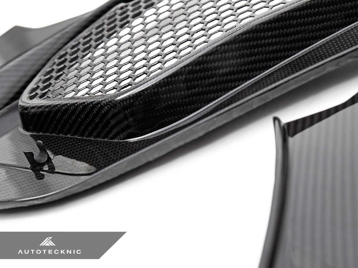 AutoTecknic Dry Carbon Engine Cowl Panel Trim Set - G90/ G99 M5 - Graveyard Performance