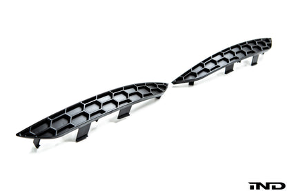 Acexxon B9 A5 / S5 Pre-Facelift Rear Reflector Insert Set - Honeycomb