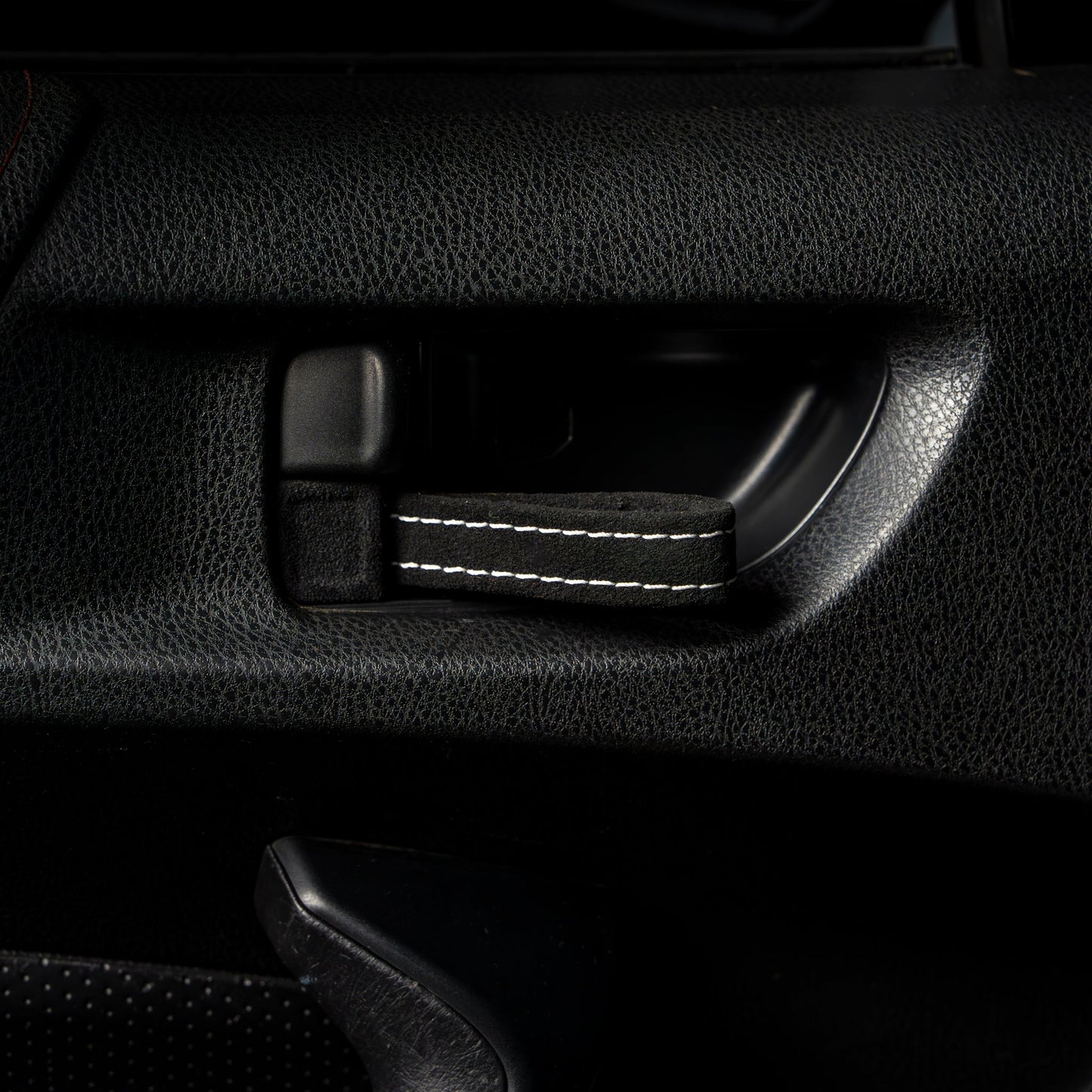 Billetworkz Alcantara Door Pull Strap Kit - Fits Subaru WRX/STI (2002–2007)