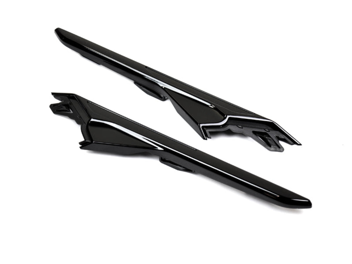 AutoTecknic Gloss Black Fender Trim Set - F90 M5 - Graveyard Performance