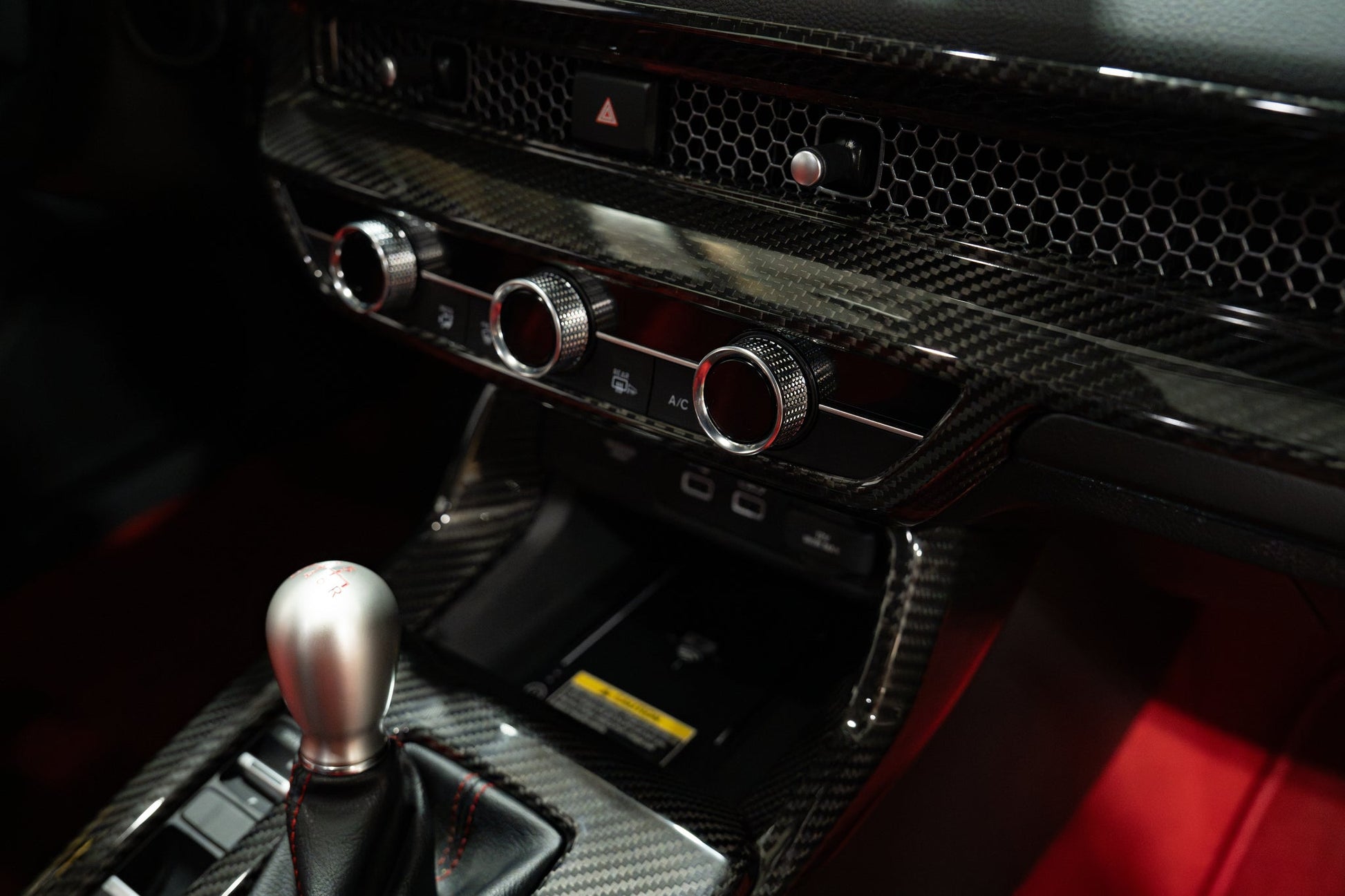 OLM LE Carbon Fiber Interior Dash Cover (2pc) - 2022+ FL Honda Civic  / FL5 Type R - Graveyard Performance