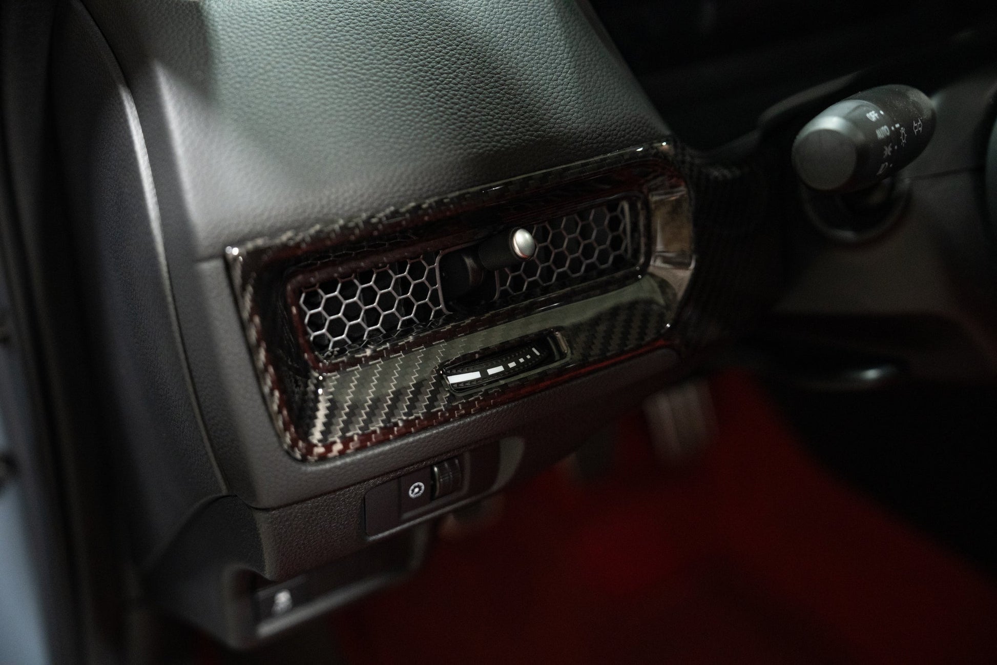 OLM LE Carbon Fiber Interior Dash Cover (2pc) - 2022+ FL Honda Civic  / FL5 Type R - Graveyard Performance