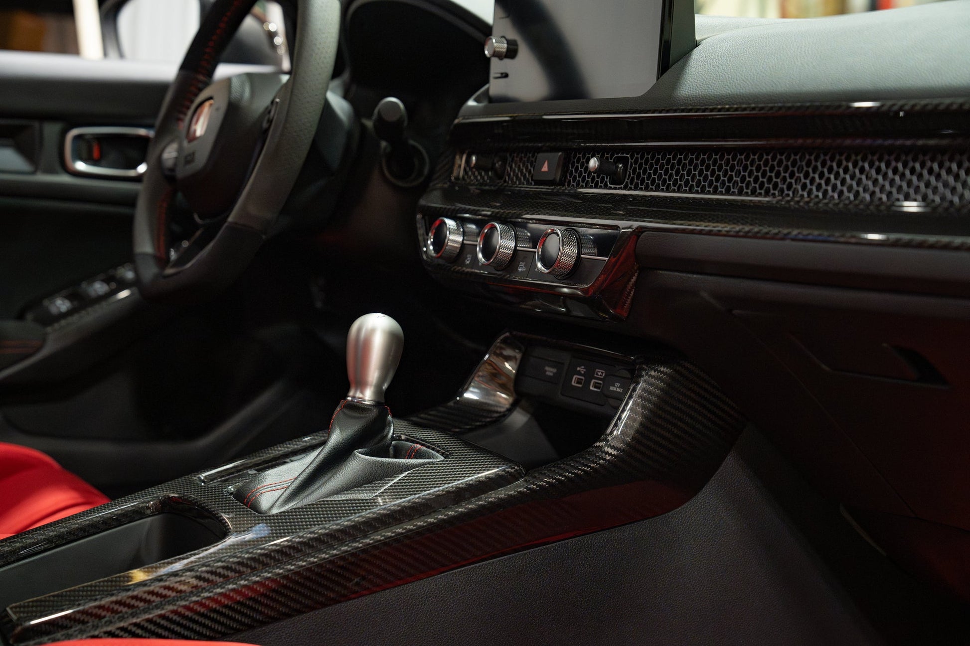 OLM LE Carbon Fiber Shift Panel Side Covers (3pc) - 2023+ Honda Civic FL5 Type R - Graveyard Performance