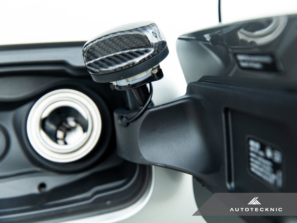 AutoTecknic Dry Carbon Competition Fuel Cap Cover - E70 X5M | E71 X6M