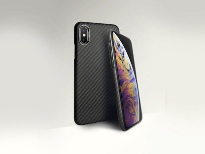 AutoTecknic Dry Carbon iPhone Cover - iPhone XS - Matte Finish - Graveyard Performance