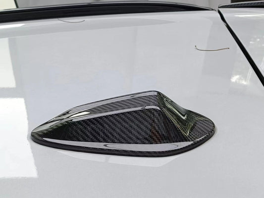 AutoTecknic Dry Carbon Roof Antenna Cover - G22 4-Series LCI - Graveyard Performance
