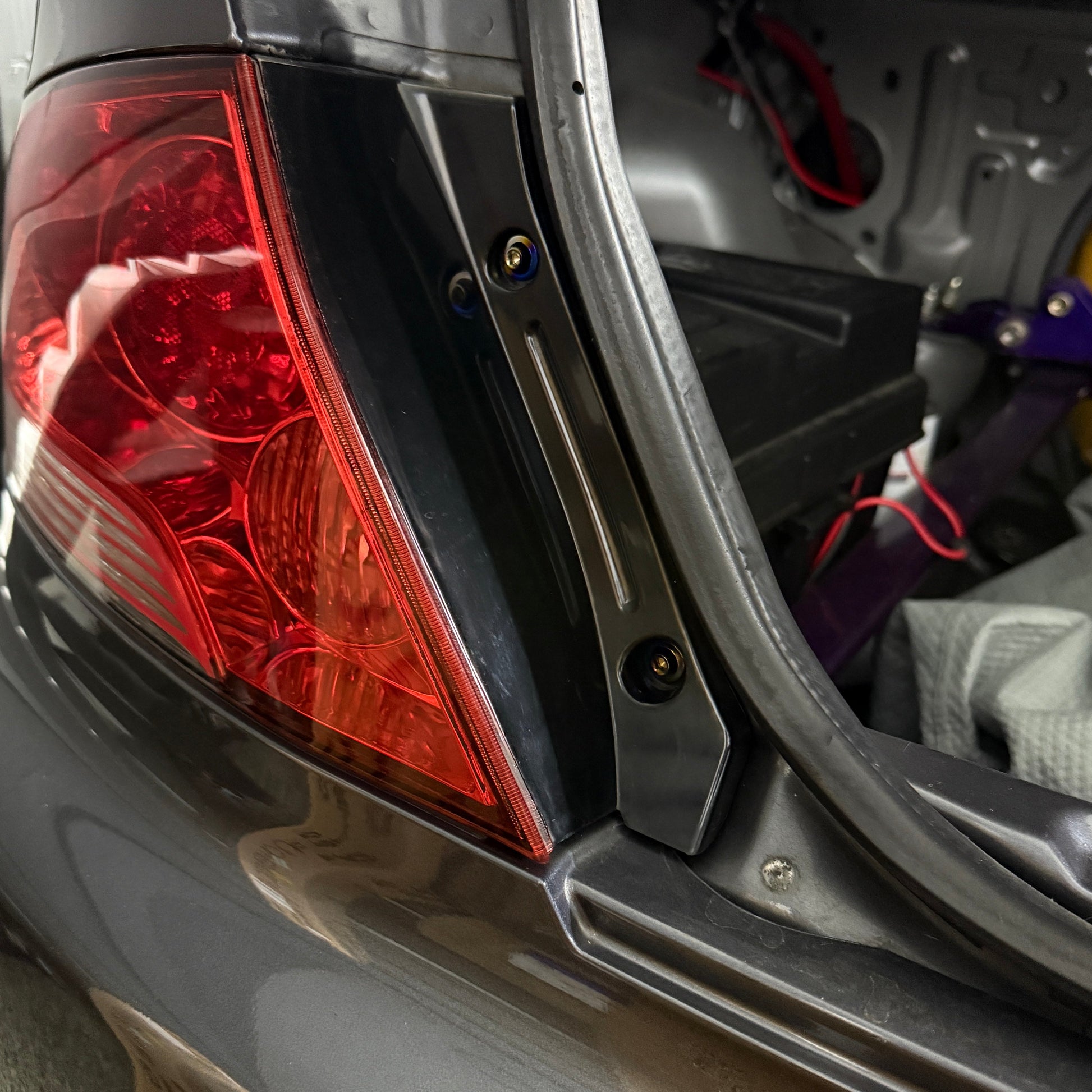 JDC Titanium Taillight Hardware Kit (Evo 7/8/9) - Graveyard Performance