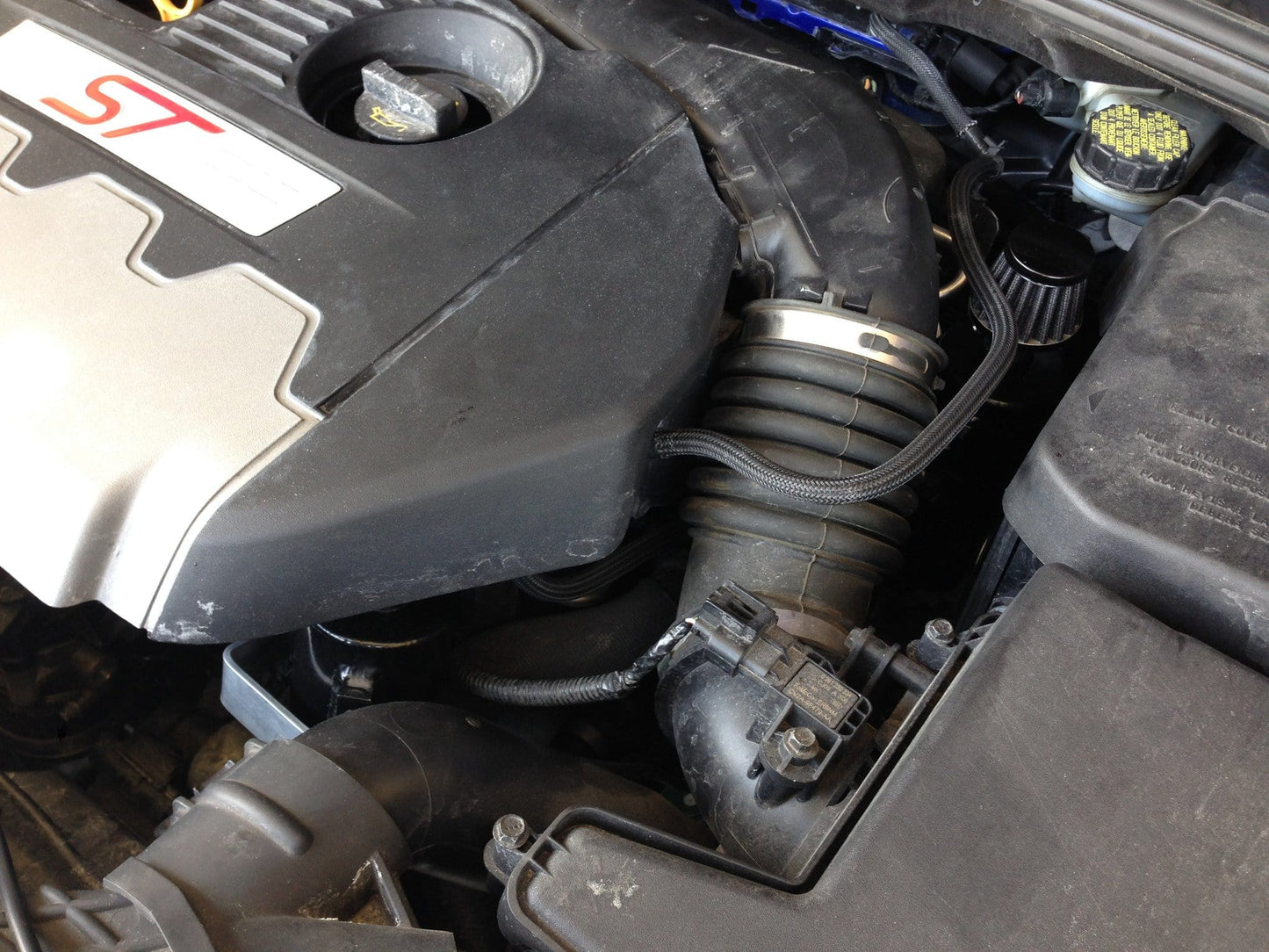 Damond Motorsports Focus ST Dual Oil Catch Can kit Stage 3