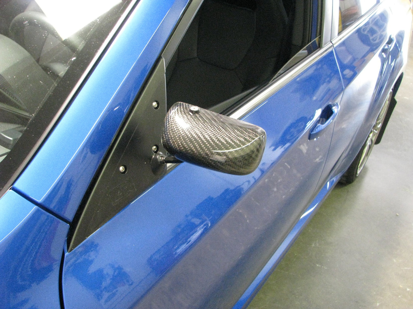 APR Performance Carbon Fiber Subaru Impreza WRX/ STI Formula GT3 Carbon Fiber Mirror/Black 2008-2014