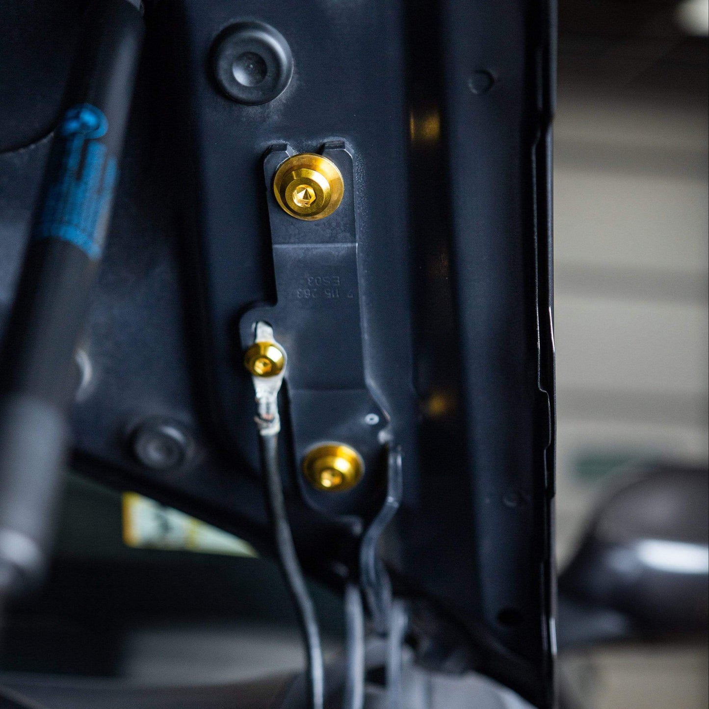 Titanium Hardware Hood Kit - BMW E9X 335i (2007-2013)