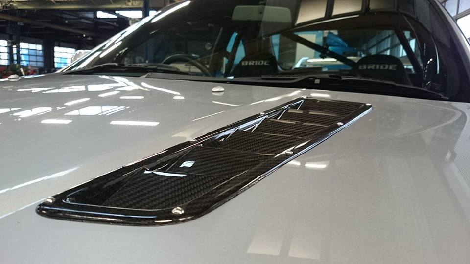 APR Performance Carbon Fiber Universal Fitment Hood Vents, Long