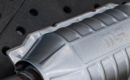 Magnaflow 2.00 CA Universal Converter - Graveyard Performance