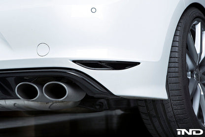 Acexxon MK7 Golf R Rear Reflector Insert Set - Diagonal Slat