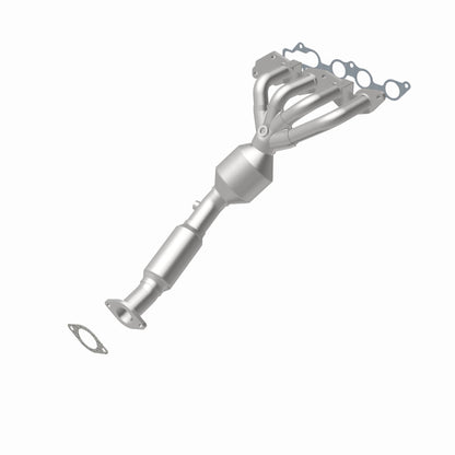 Magnaflow 05-06 Ford Focus 2.0L Direct Fit Converter - Graveyard Performance