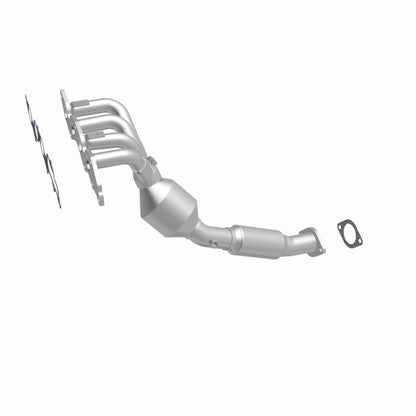 Magnaflow 05-06 Ford Focus 2.0L Direct Fit Converter - Graveyard Performance