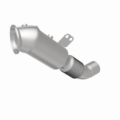 Magnaflow 19-22 BMW X5 Front Underbody 3L Direct Fit Converter - Graveyard Performance
