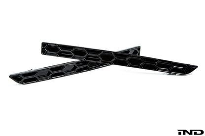 Acexxon F8X M3 / M4 Rear Reflector Insert Set - Honeycomb
